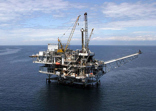 Company can pump oil off Santa Barbara coast, judge rules