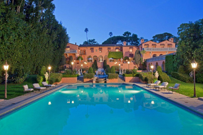 Hearst home for sale at $135 million