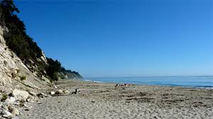 Teen injured at Santa Barbara County nude beach