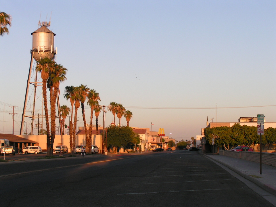 Chief alleges council extortion racket in California border town
