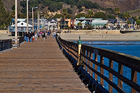 Phony bomb threats leads to Avila beach evacuation