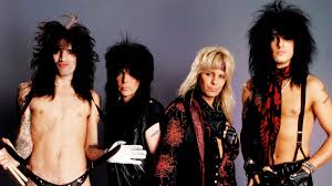 Motley Crue burns midnight oil, fans at fair