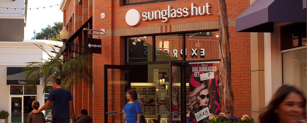 Burglars clean out SLO sunglass store