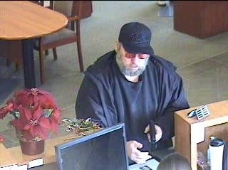 San Luis Obispo bank robber on the loose