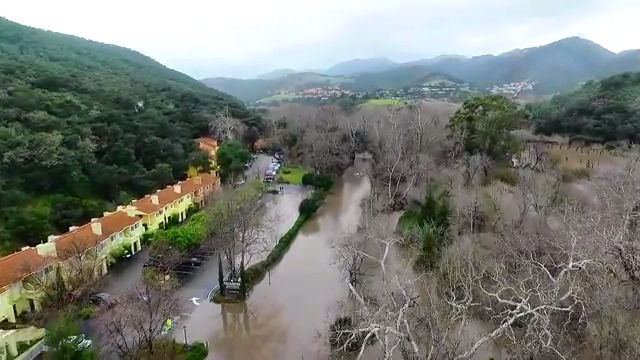 Flooding at Sycamore Springs, video