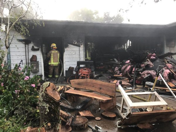 Fire burns garage in Nipomo