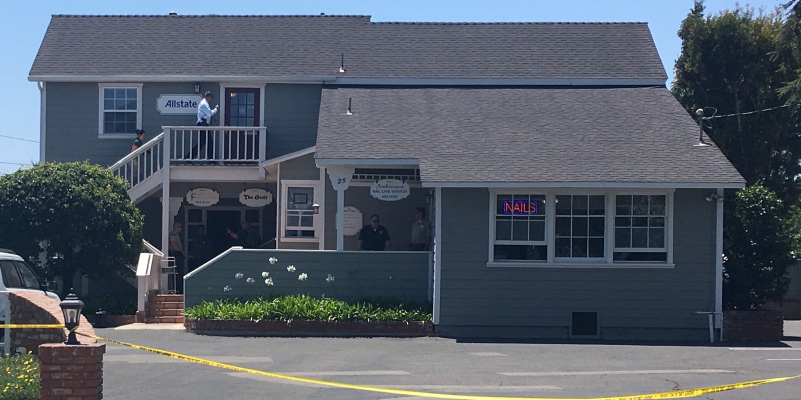 Bank robbery suspect kills himself while evading arrest
