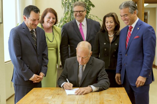 California implementing no cash bail system