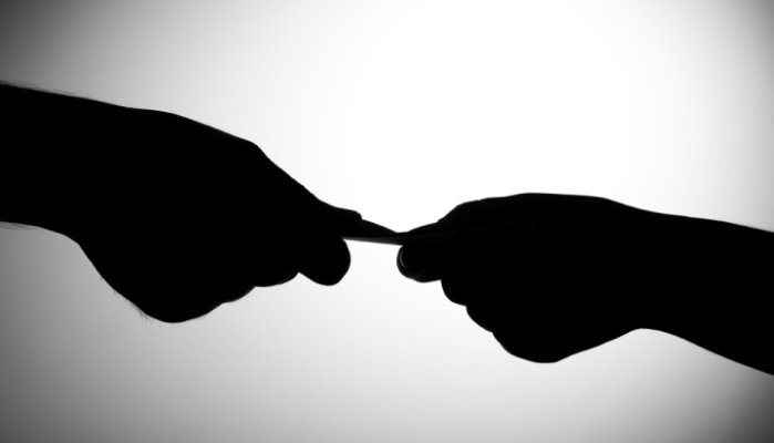 Former L.A. County official to plead guilty in bribery case
