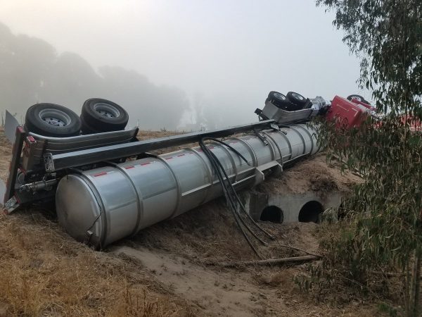Oil tanker overturns on Nipomo Mesa, prompts evacuations