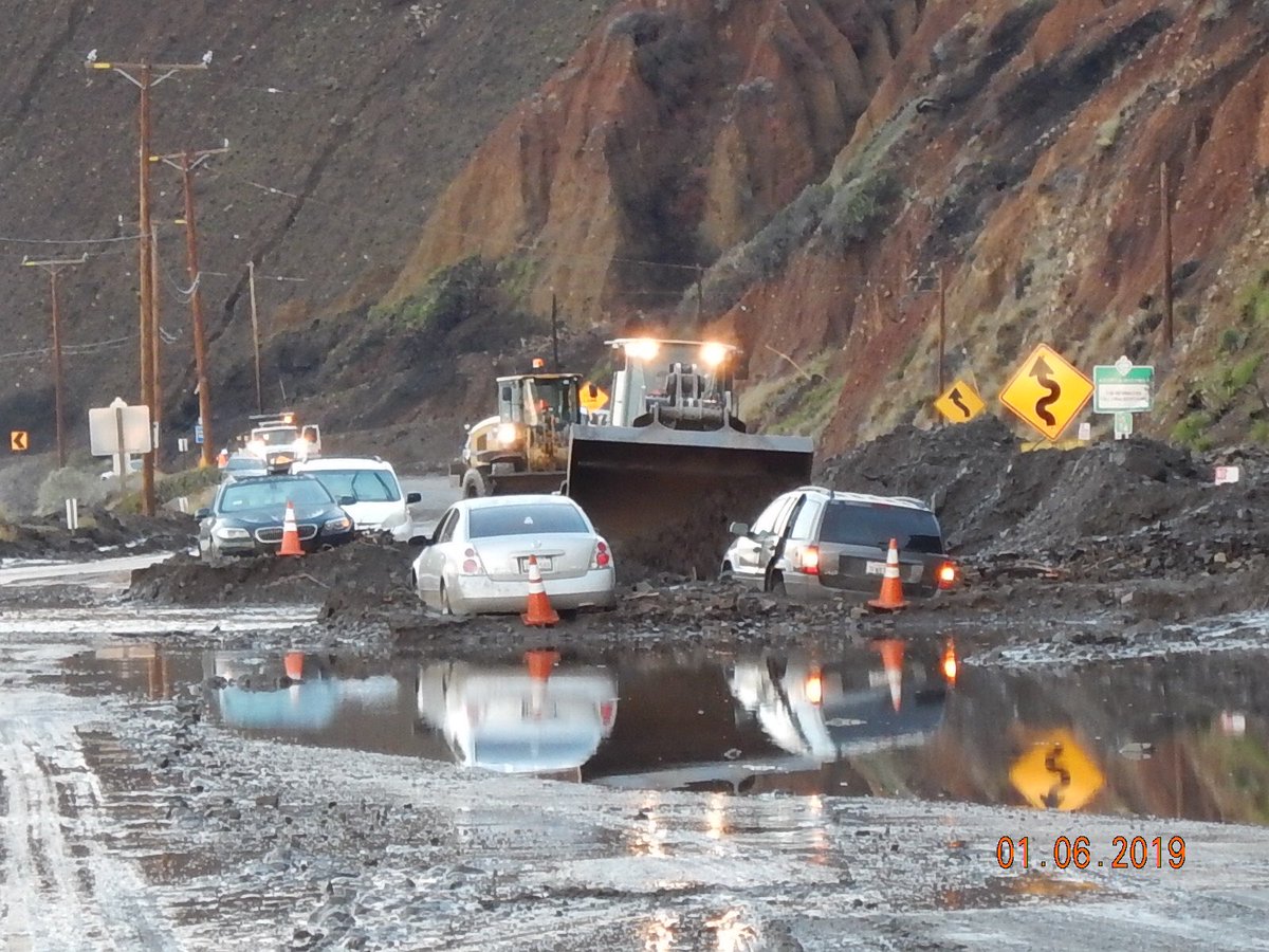 Central Coast rain showers bring Highway 1 closures