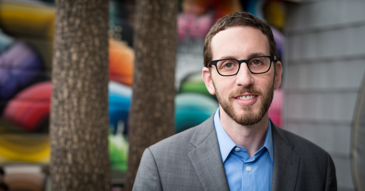 Self described progressive promotes sweetheart deal for developers