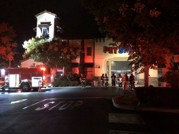 Fire damages PetSmart in San Luis Obispo