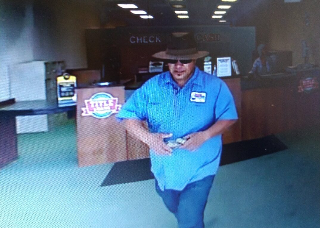 Pismo Beach police search for armed robbery suspect