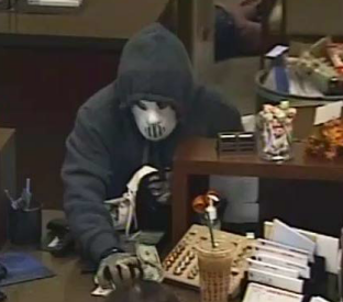 Armed bandits rob Paso Robles bank