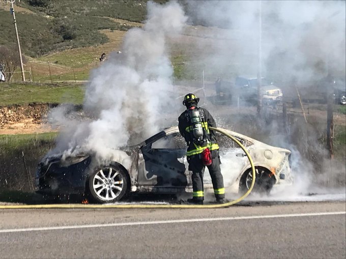 Vehicle bursts into flames on Highway 101 near Arroyo Grande