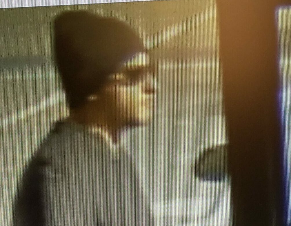 Pismo Beach police searching for armed robbery suspect