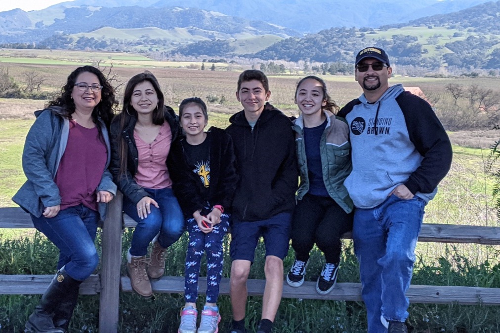 Goleta couple killed in crash leave four children behind