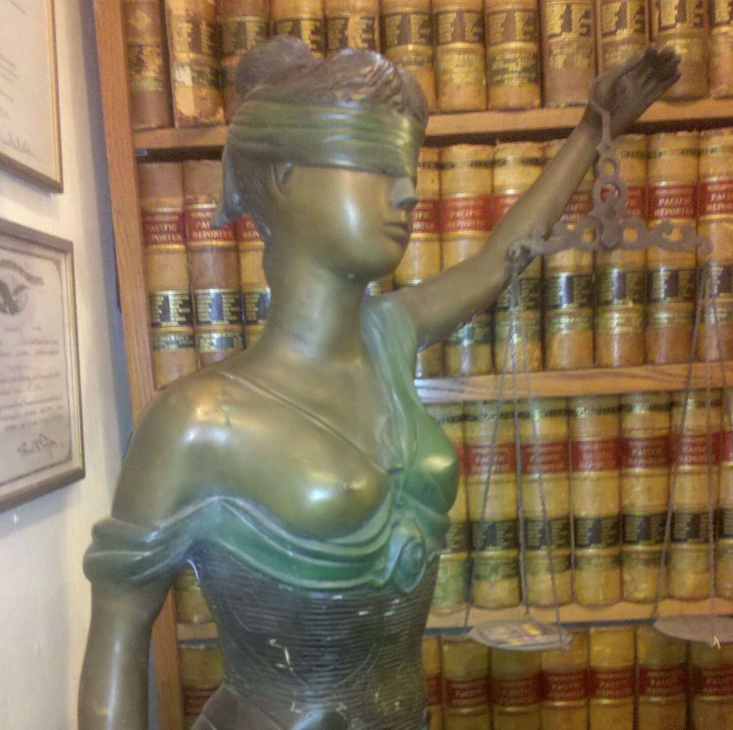 Coronavirus versus the Goddess of Justice