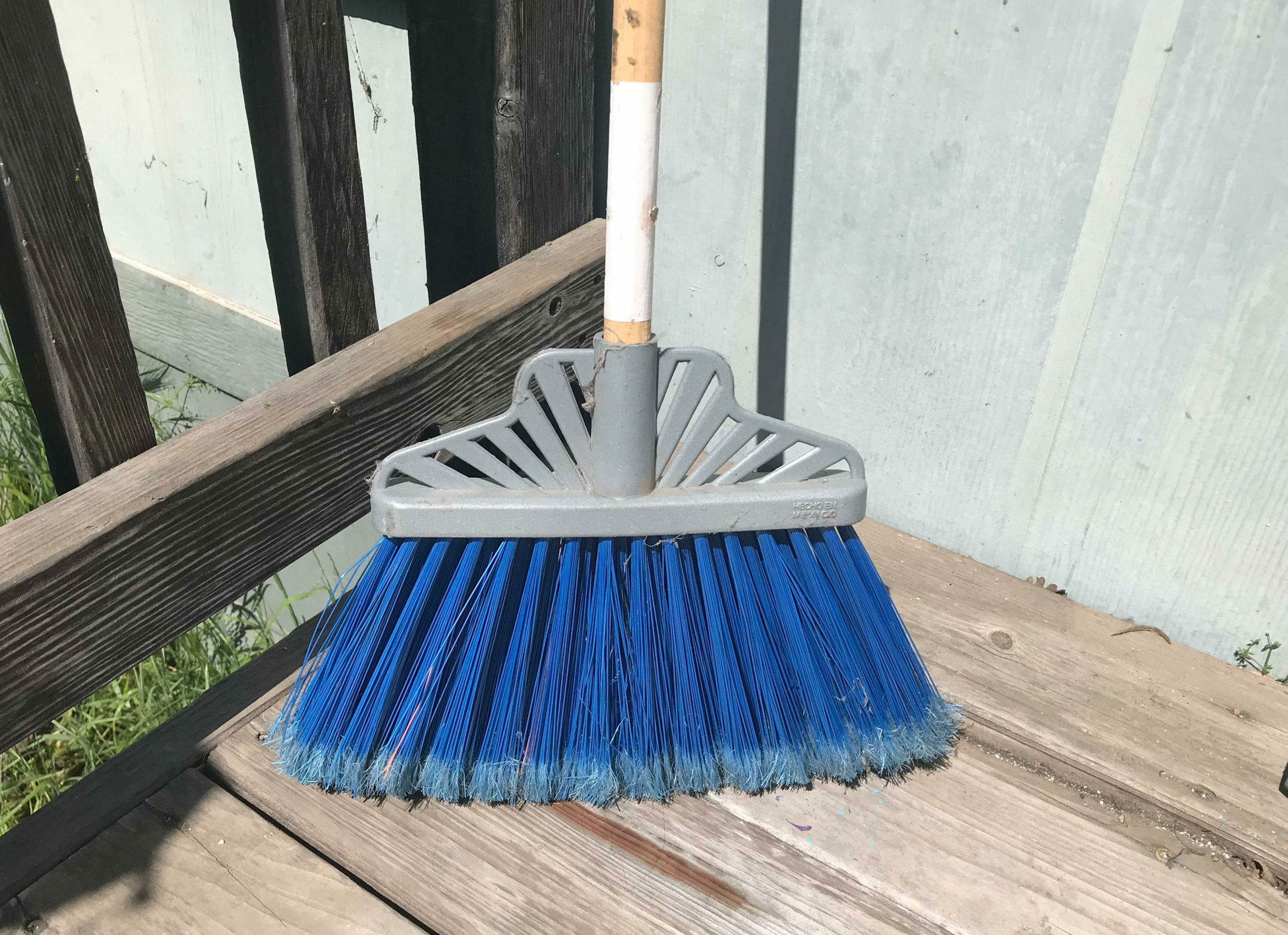 An epidemic of spring cleaning sweeps through Cayucos