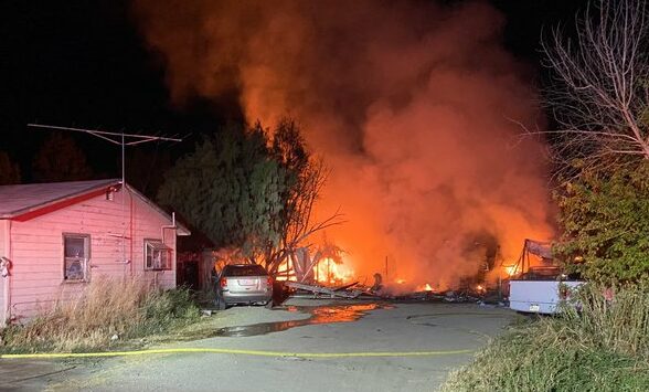 Multiple vehicles burn in Paso Robles fire