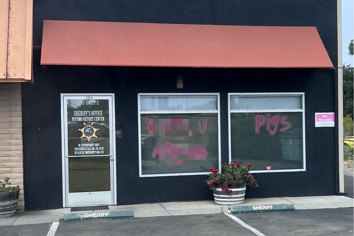 Vandals paint graffiti on sheriff’s Nipomo station