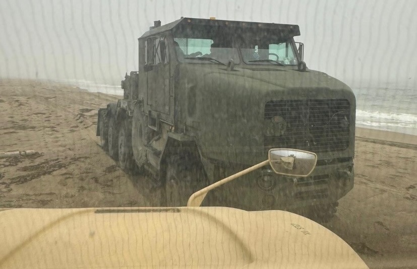Man flees deputies, engages in standoff at Montana de Oro