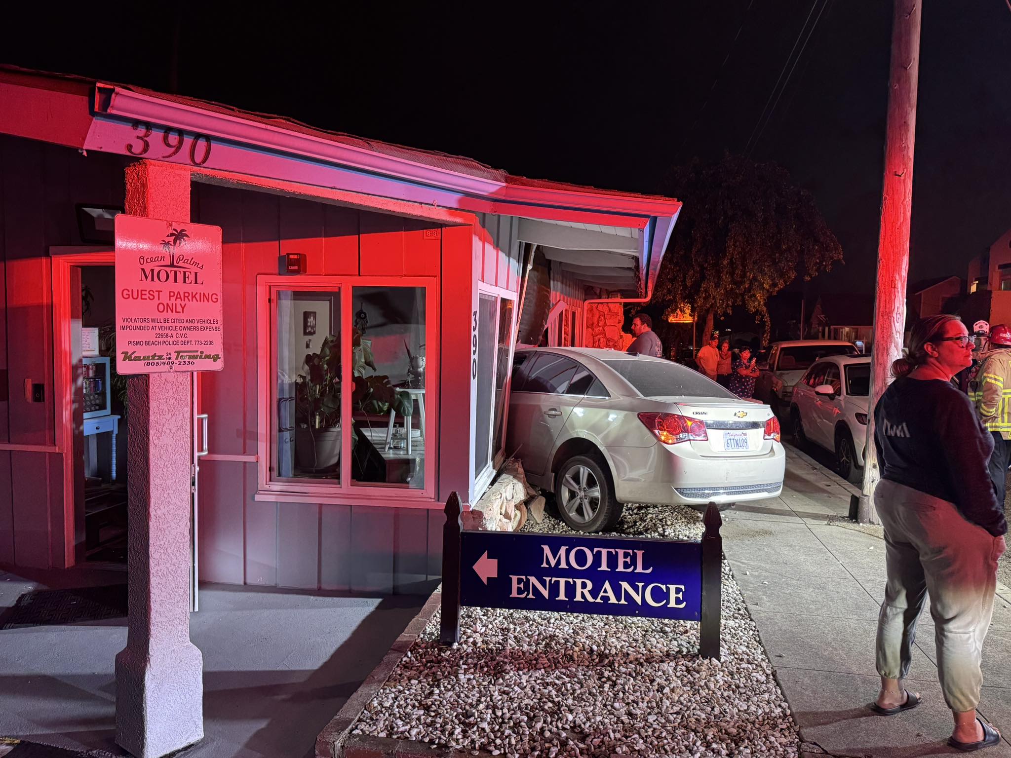 Driver slams into Pismo Beach motel, causing major injuries