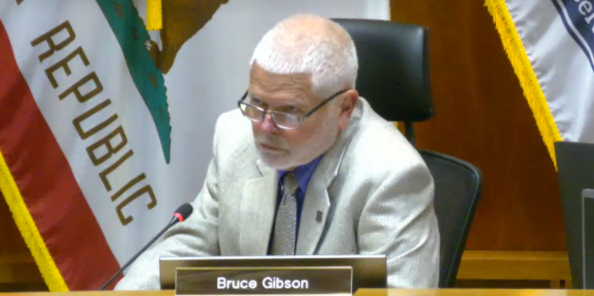 San Luis Obispo County board votes to restrict ICE agents