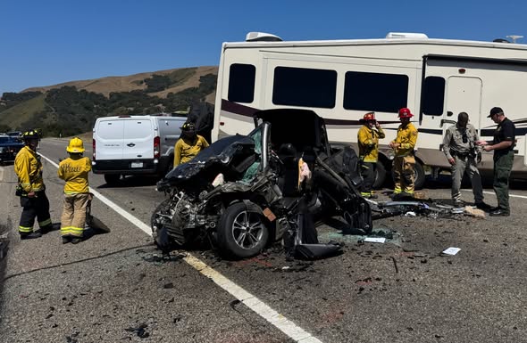One person killed in head-on crash between Templeton and Cambria
