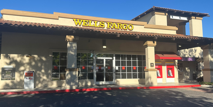 Police looking for Paso Robles bank robbery suspect