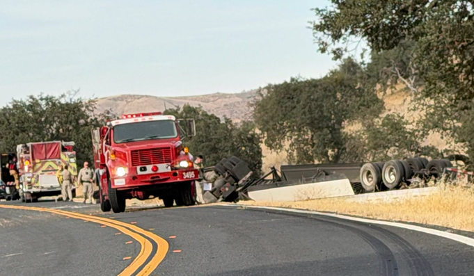 Semi-truck overturns, Highway 58 closed in rural San Luis Obispo County